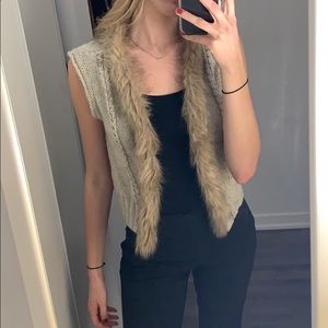 Faux fur trimmed knitted vest